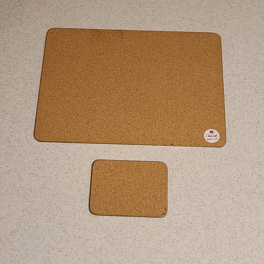 Scenic Bridge Design Dinning Place Setting With Matching Coaster Set